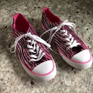 Pink Zebra sparkle tennis shoes EUC size 10